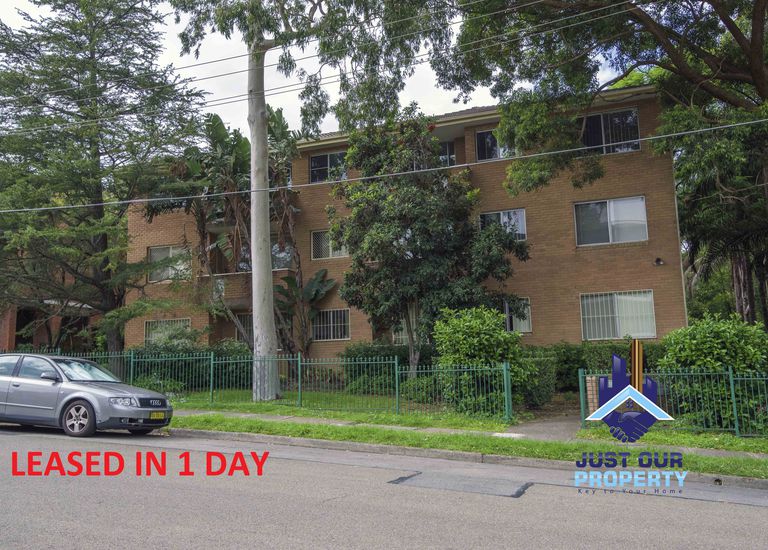 2 / 34  Empress St, Hurstville