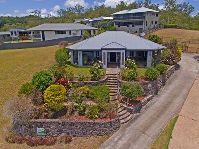 13 Moses Circuit, Atherton