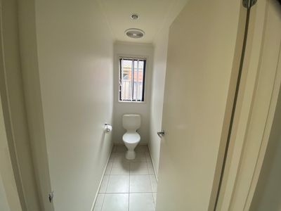 28 Edgevale Way, Tarneit