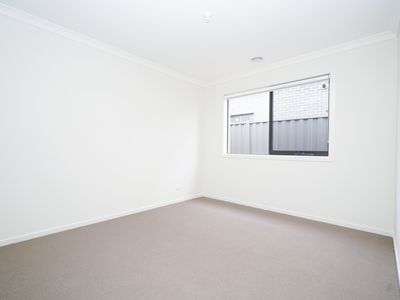 77 Dalmatian Street, Cranbourne East
