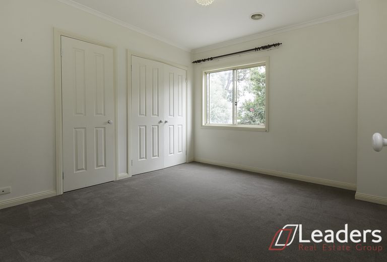 2 / 2 Allister Street, Mount Waverley