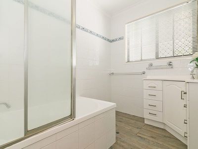 7 Pyeworth Place, Rochedale South