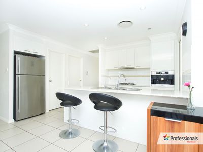 2 Sandstock Crescent, Jordan Springs