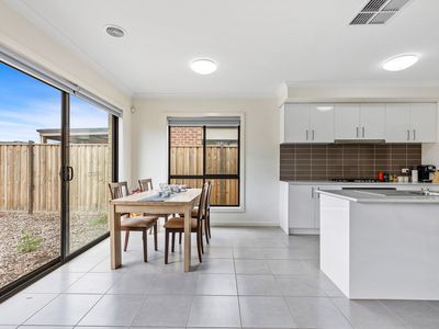 65 Stanmore Crescent, Wyndham Vale