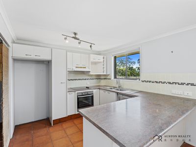 5 / 16 ROSEWOOD AVENUE, Broadbeach