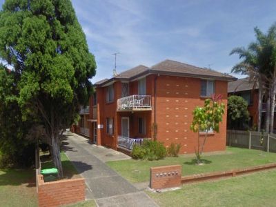 5 / 10 Peterborough Avenue, Lake Illawarra