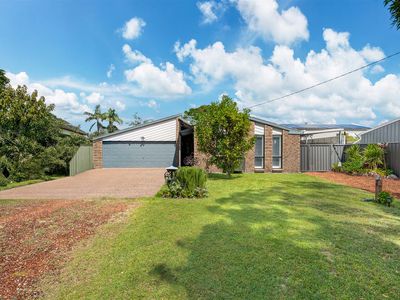 4 Lloyd George Grove, Tanilba Bay