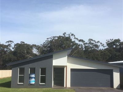 7 Kamala Avenue, Ulladulla