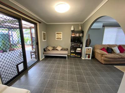 24 South Street, Urangan