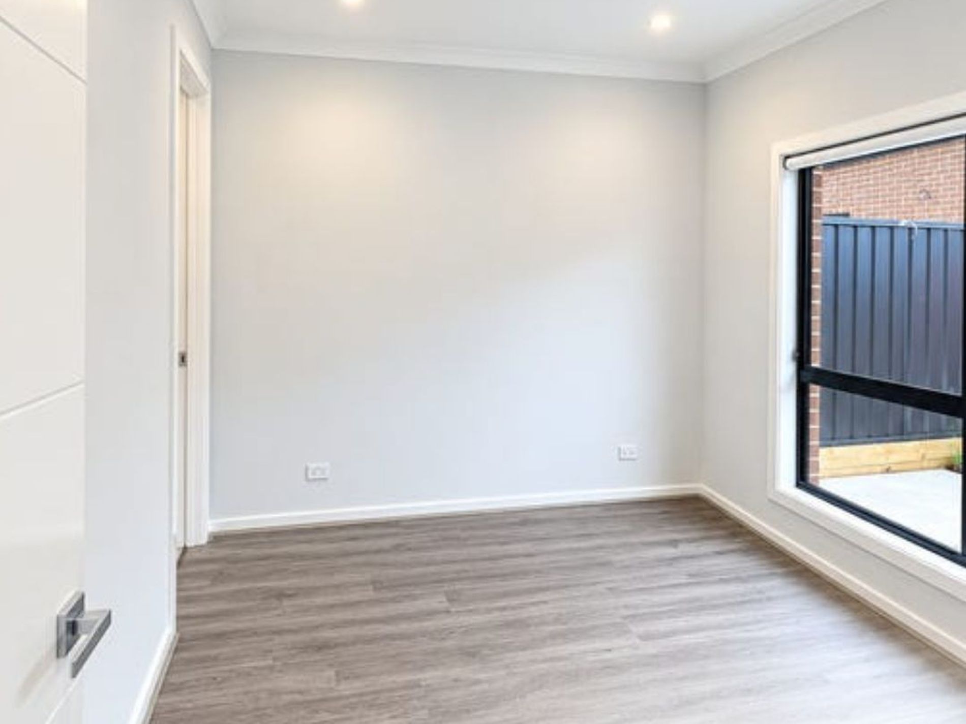 42 Orientation Avenue, Tarneit