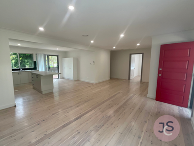4 Lindsay Avenue, Valentine