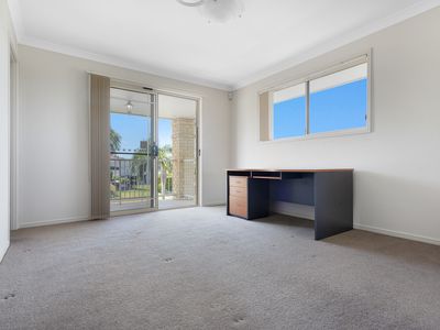 18 Kingshand Drive, Murrumba Downs