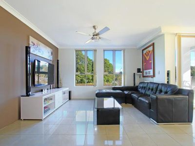 9 / 5-7 Princes Highway, Figtree