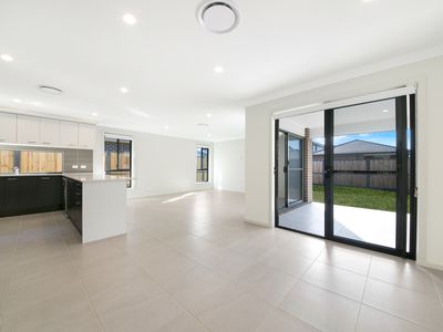 58 Dorado Street, Box Hill