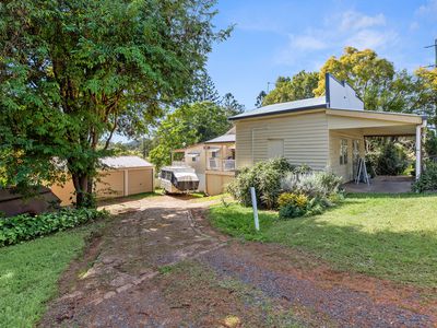 65 MAIN STREET, Kandanga