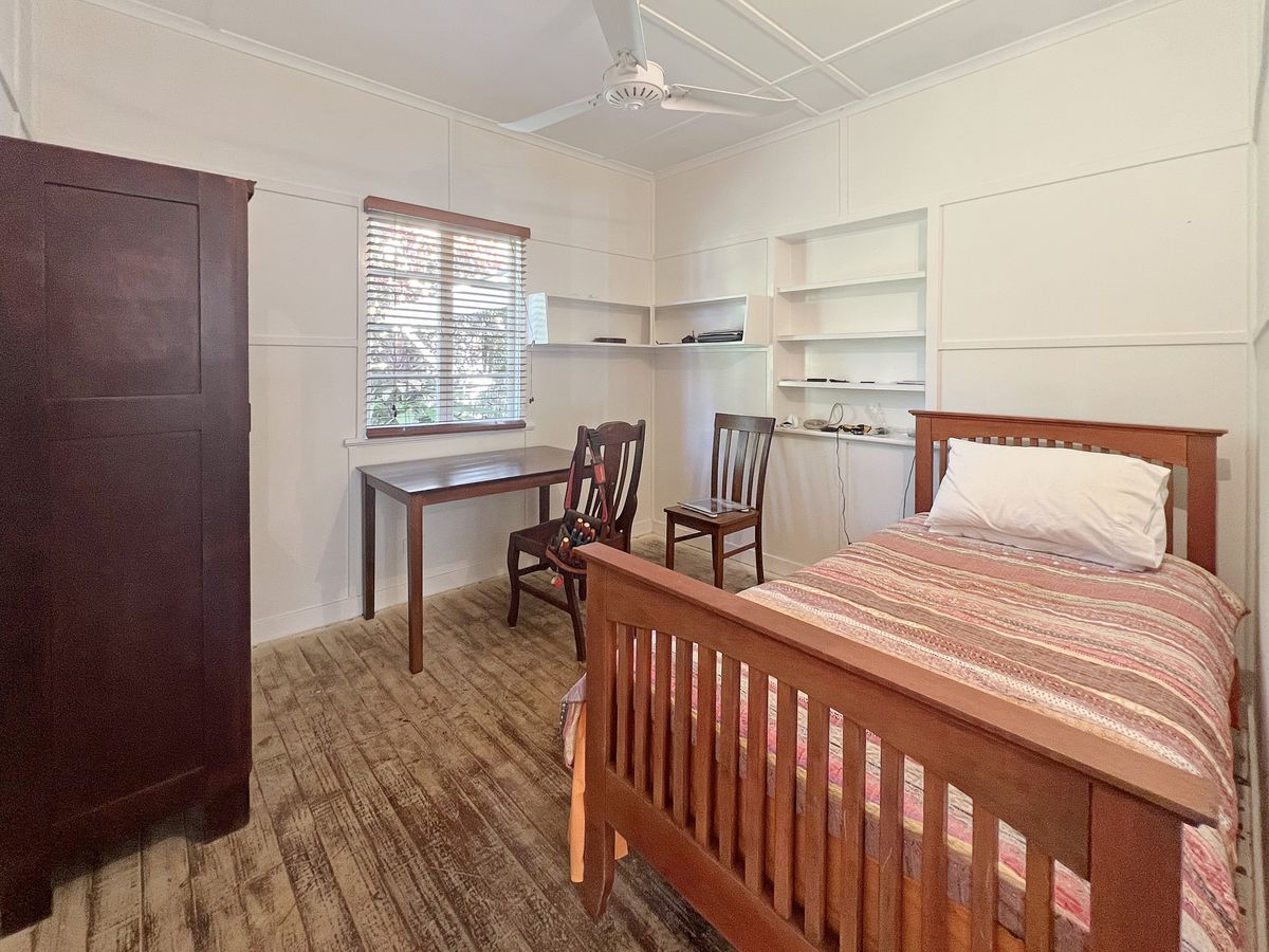 17 Oak Street, Yungaburra