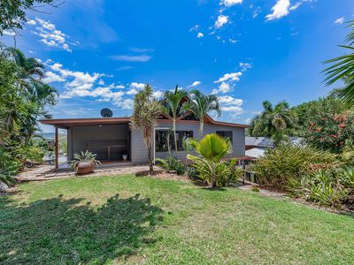 7 Daydream Court, Cannonvale