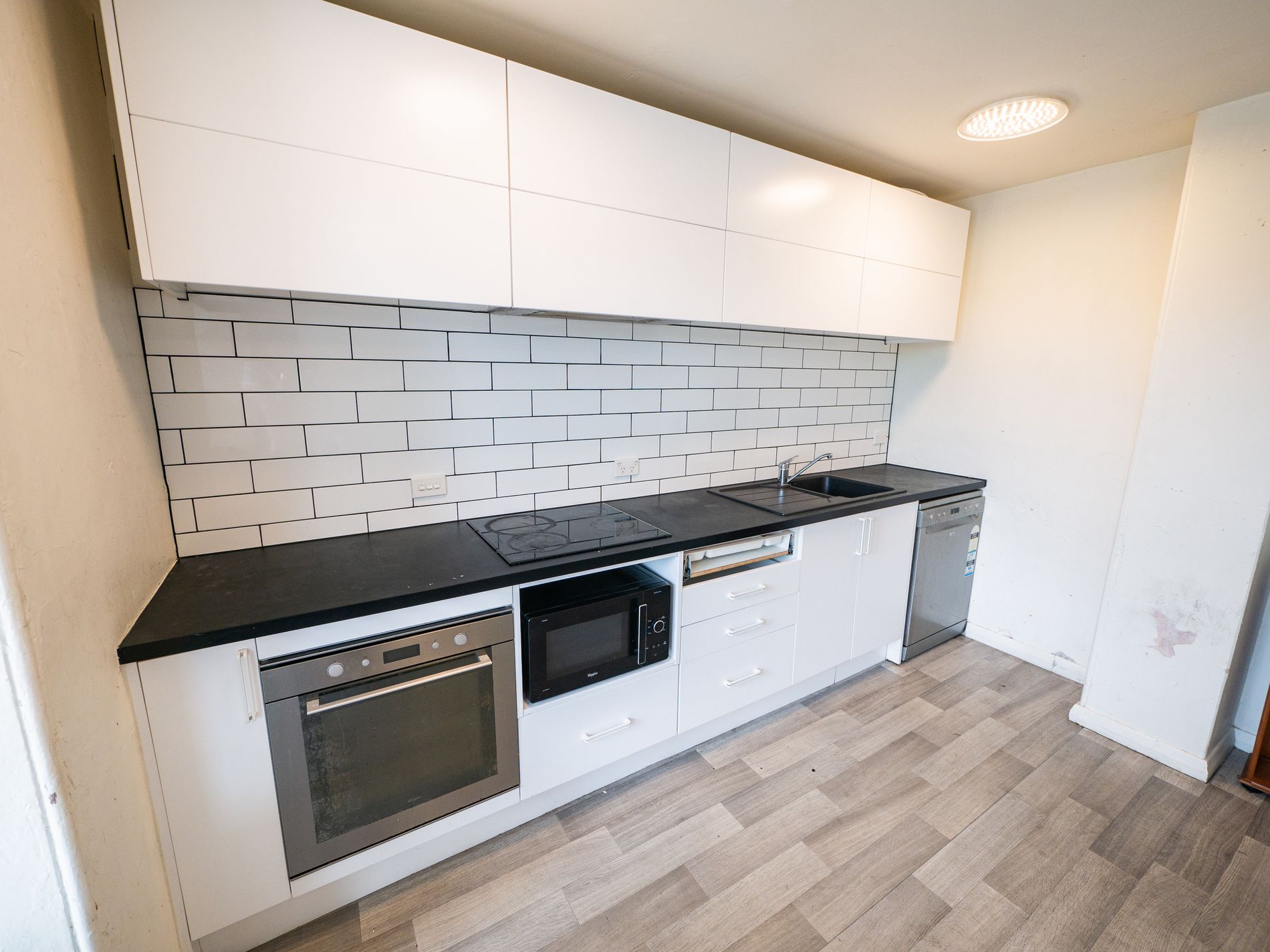 1 / 30 Tennyson Street, City Centre