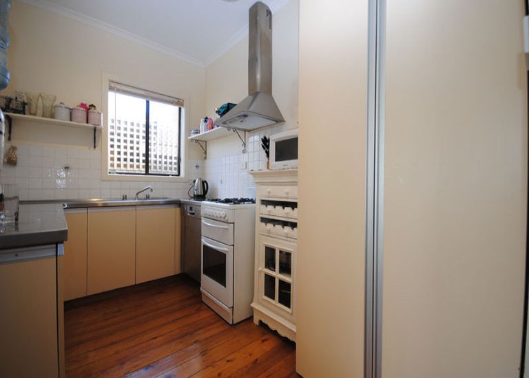 37 Learmonth Street, Portland