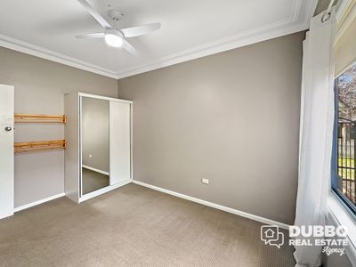 51 Roycox Crescent, Dubbo