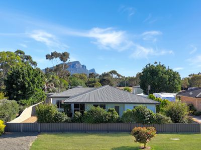 30 Parker Street, Dunkeld