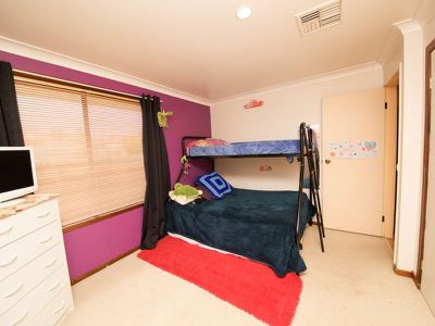 11 Bass Place, Dubbo