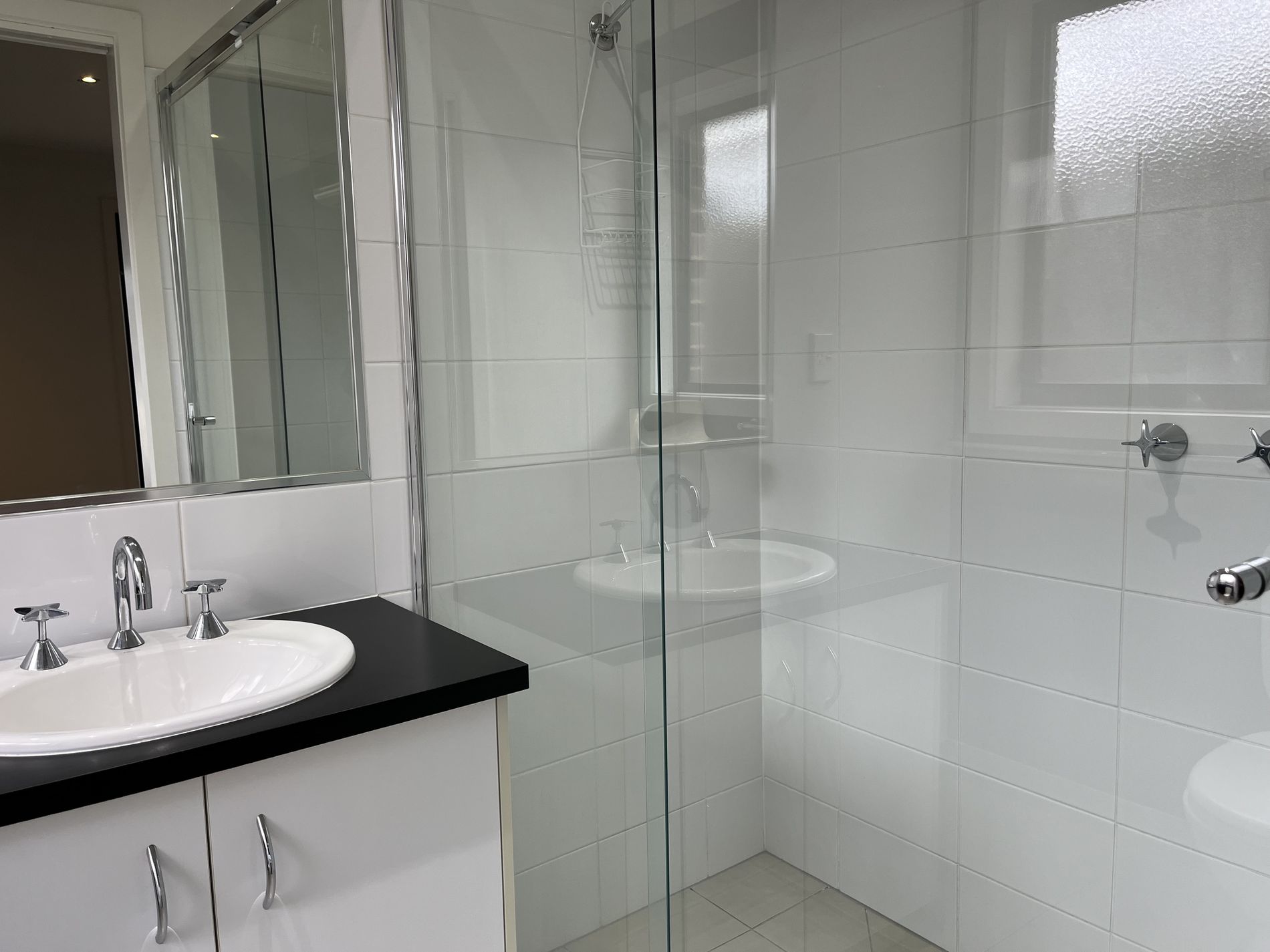 10-11 Viogner Place, Waurn Ponds