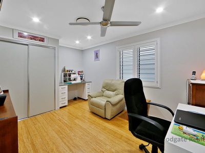 33 Emperor St, Woodgate