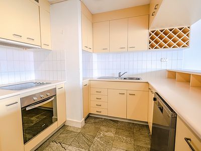 16 / 331 Gregory Terrace, Spring Hill