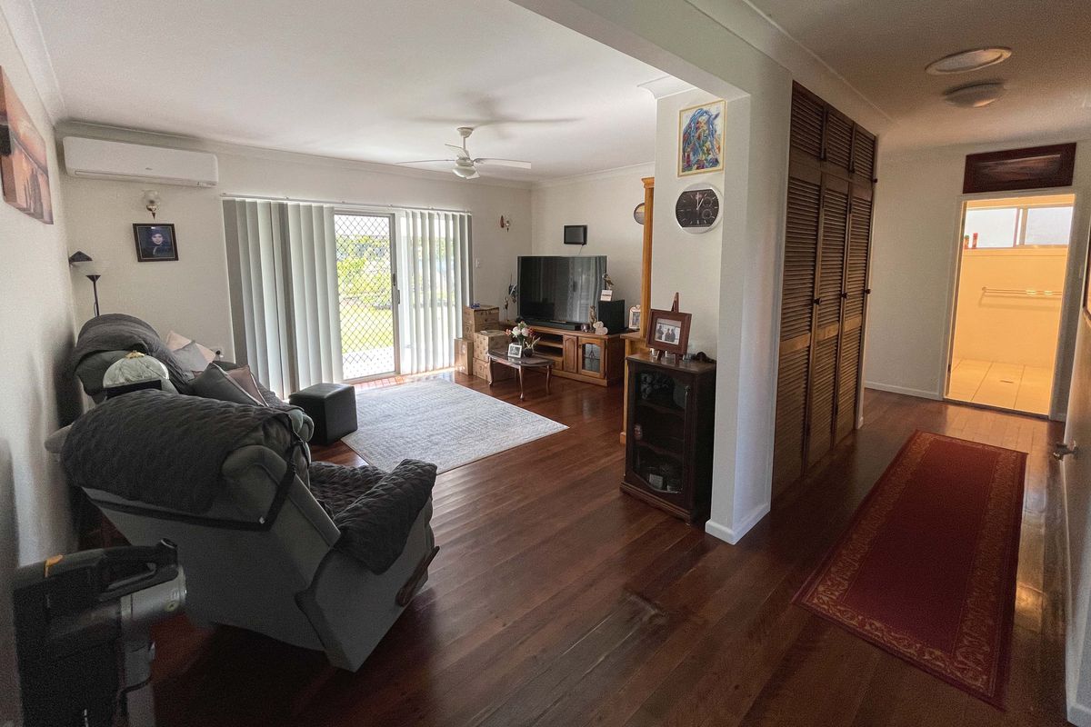 7 East Combined Street, Wingham
