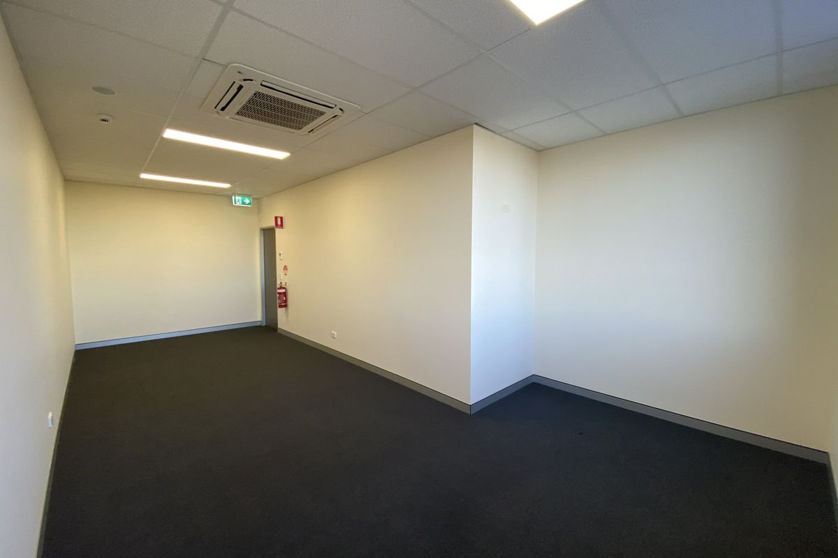 Unit 9 / 35 Wurrook Circuit, Caringbah