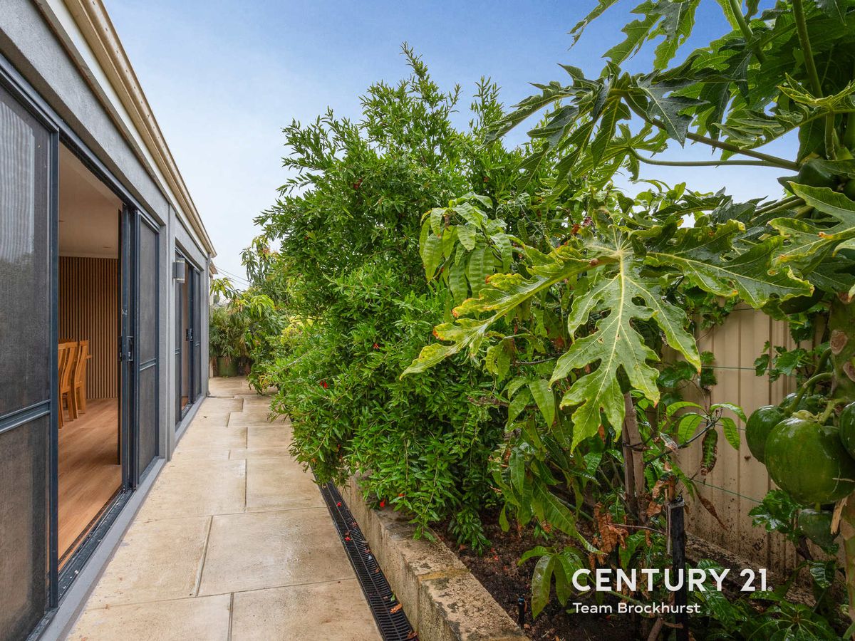 21 Pomera Drive, Byford