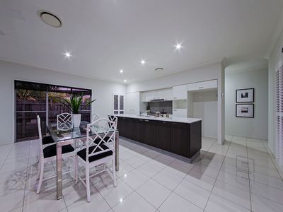 28 Esk Cres, Wakerley