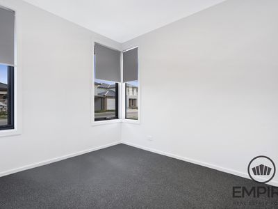 7 Westerfolds St, Clyde North