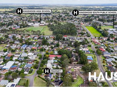 43A Elizabeth Cres,, Kingswood
