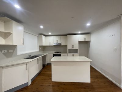 1 Barnfield Place, Dean Park