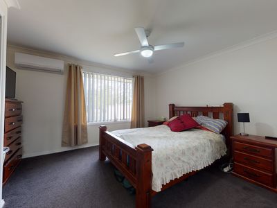 8 Doncaster Avenue, Dubbo