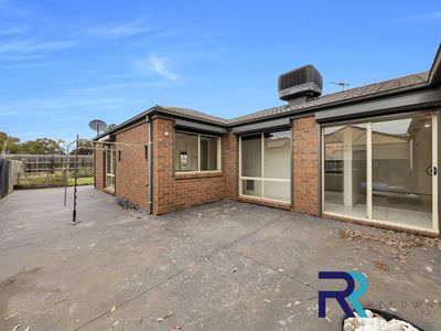 39 Tandara Circuit, Melton West