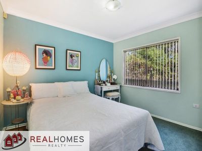 30-32 Loftus Street, Regentville