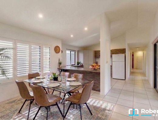 New Price - Outstanding Old Tewantin Opportunity image 8