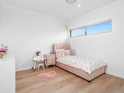 31 Lyrebird Square, Ballajura