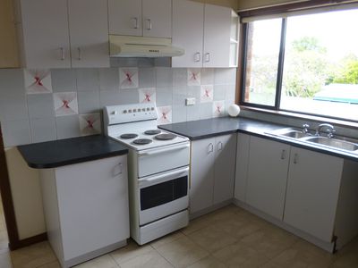 17a McKenzie Avenue, Mount Warrigal