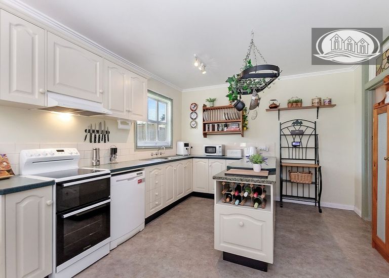 13 Browning St, Portland