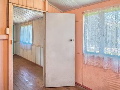 6 Golf Links Road, Atherton