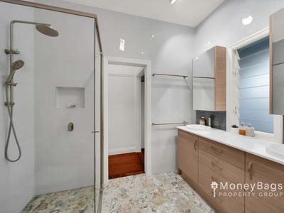 5 Advance Street, Newtown