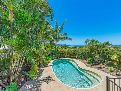 4 Daydream Court, Cannonvale