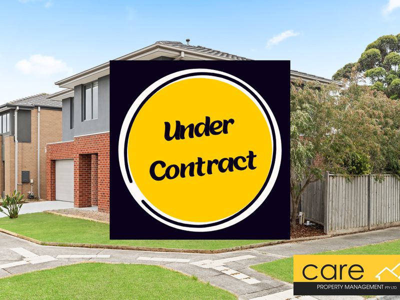 25 O'Meara Cres, Cranbourne East