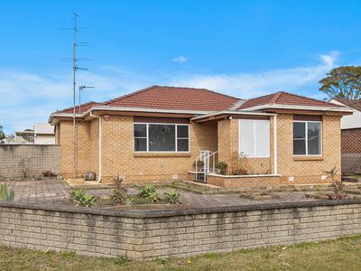 1 Kotari Parade, Lake Illawarra