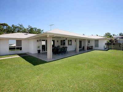 10 Harrison Grove, Deebing Heights