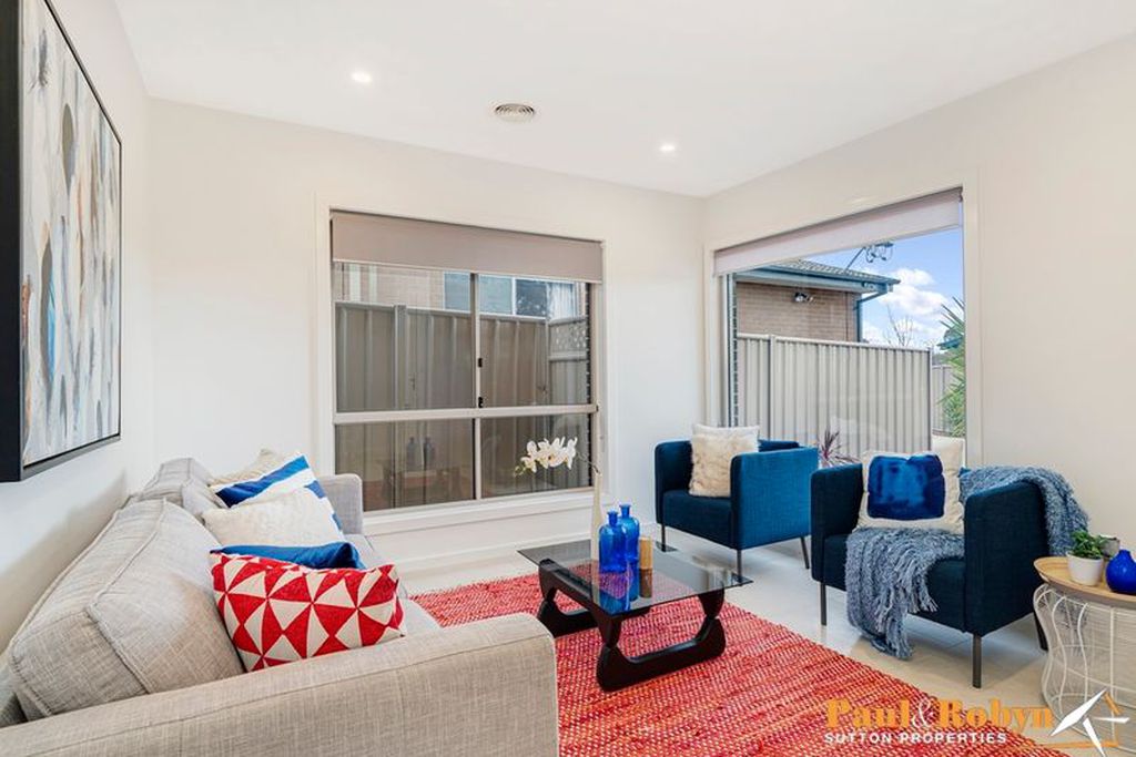 41B Knaggs Crescent, Page